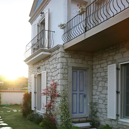 Yasemin (adults Only) Affittacamere Alaçatı
