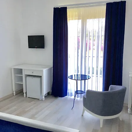 Yasemin (adults Only) Alacati