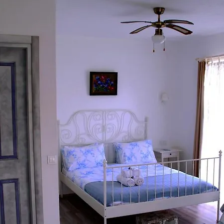 Yasemin (adults Only) Alacati